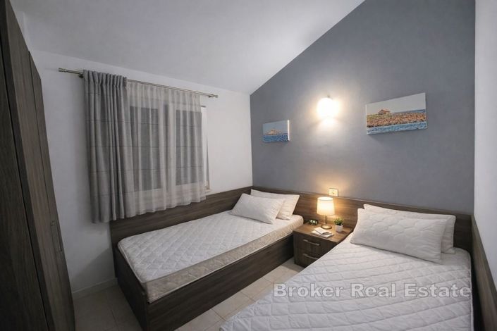 Image No.15-12 Bed Villa for sale