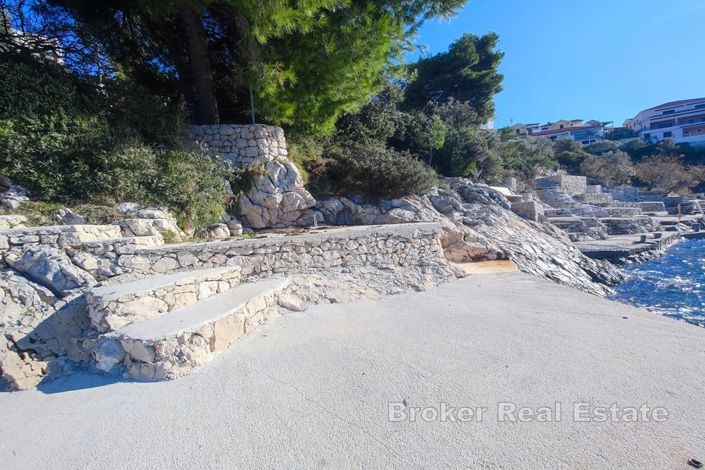 Image No.21-12 Bed Villa for sale