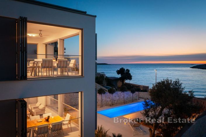 Image No.25-6 Bed Villa for sale