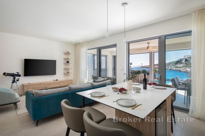 Image No.9-6 Bed Villa for sale