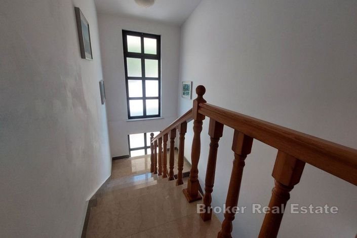 Image No.15-23 Bed Hotel for sale