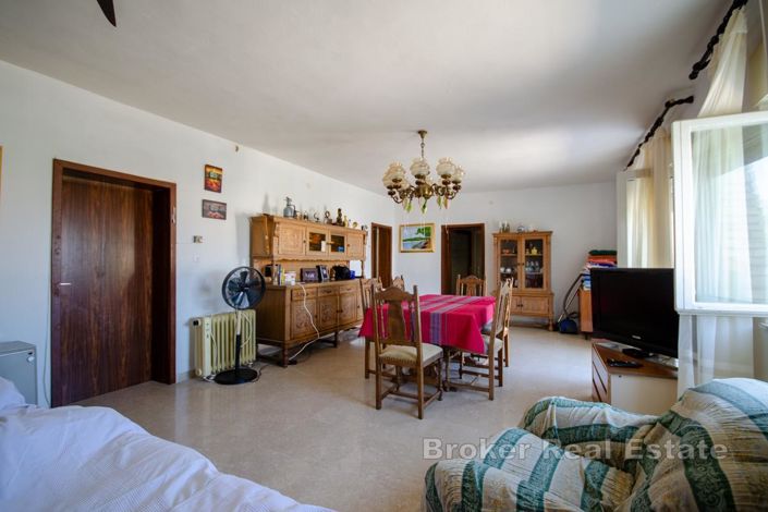 Image No.10-4 Bed Villa for sale