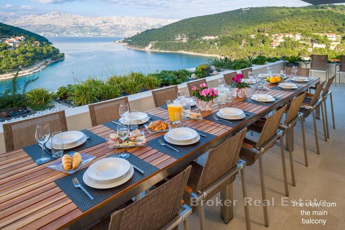 Image No.2-6 Bed Villa for sale