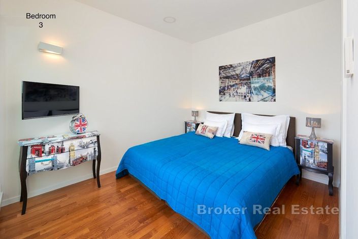 Image No.20-6 Bed Villa for sale