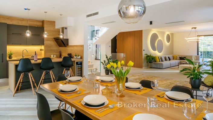 Image No.7-Villa de 12 chambres à vendre à Trogir