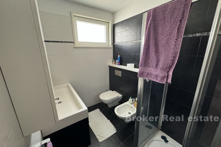 Image No.10-4 Bed Villa for sale