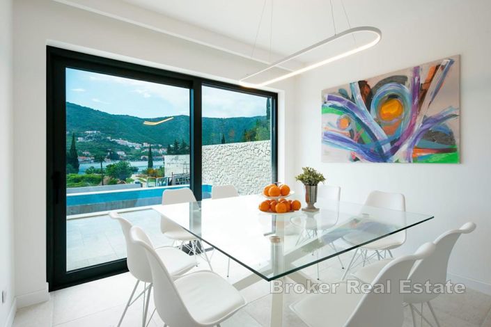 Image No.5-4 Bed Villa for sale