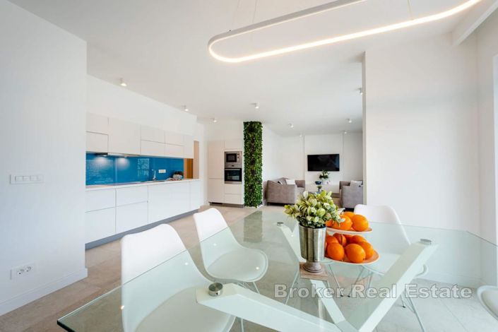 Image No.7-4 Bed Villa for sale