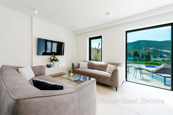 Image No.8-4 Bed Villa for sale