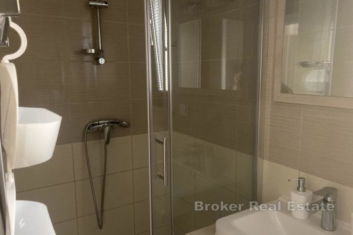 Image No.11-7 Bed Villa for sale