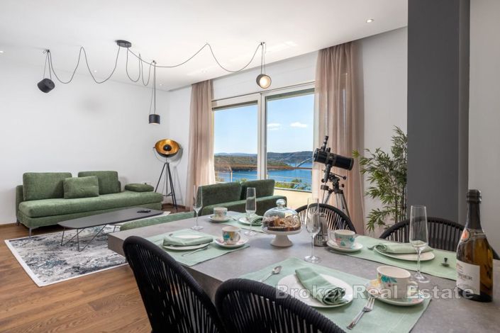 Image No.10-5 Bed Villa for sale