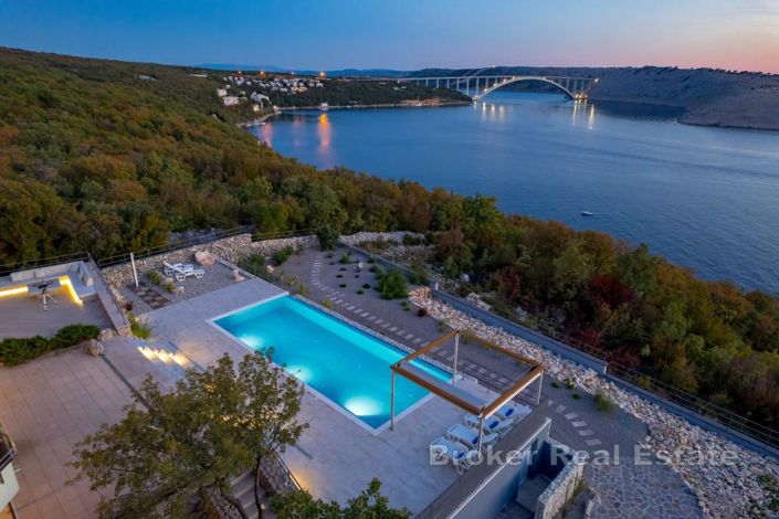 Image No.25-5 Bed Villa for sale