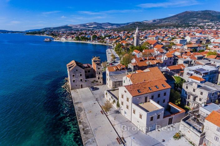 Image No.12-10 Bed Villa for sale