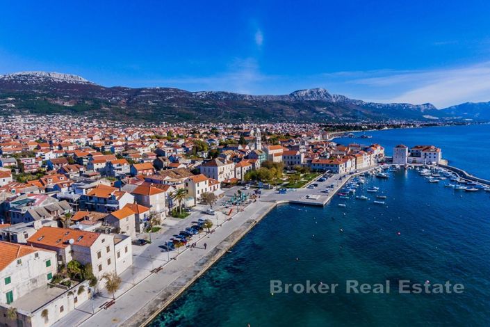 Image No.13-10 Bed Villa for sale