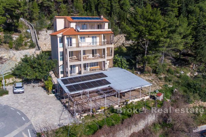 Image No.2-20 Bed Villa for sale