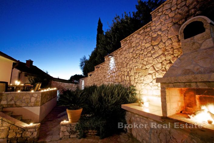 Image No.20-5 Bed Villa for sale