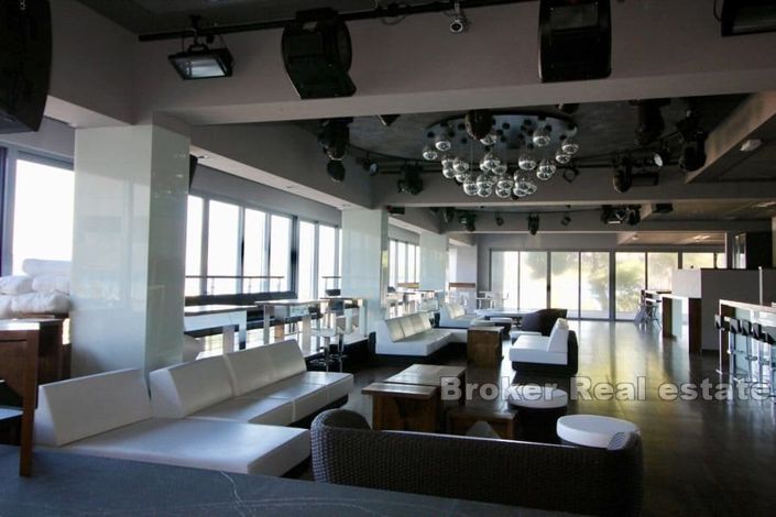 Image No.2-2 Bed Commercial for sale