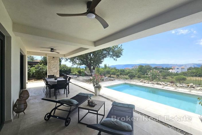 Image No.2-Villa de 4 chambres à vendre à Croatie