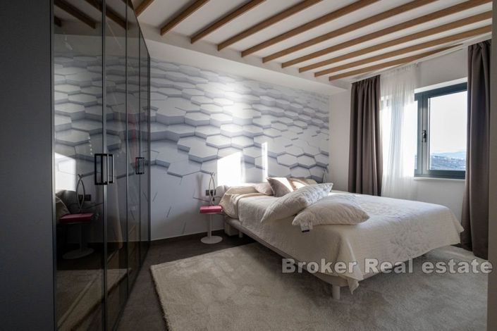 Image No.18-3 Bed Apartment for sale