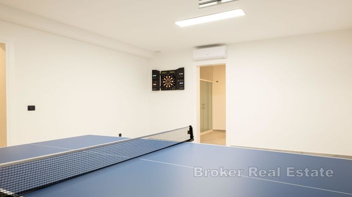 Image No.17-5 Bed Villa for sale