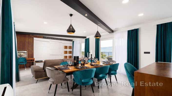 Image No.6-5 Bed Villa for sale