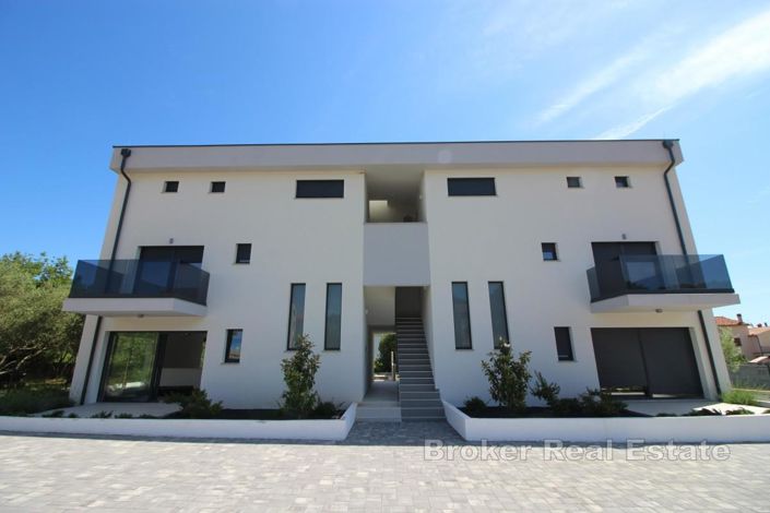 Image No.11-3 Bed Apartment for sale