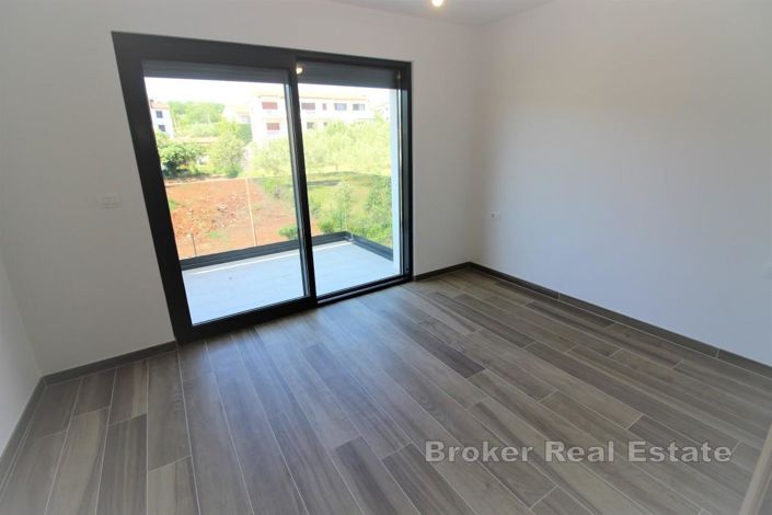 Image No.7-3 Bed Apartment for sale