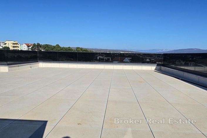 Image No.15-3 Bed Apartment for sale