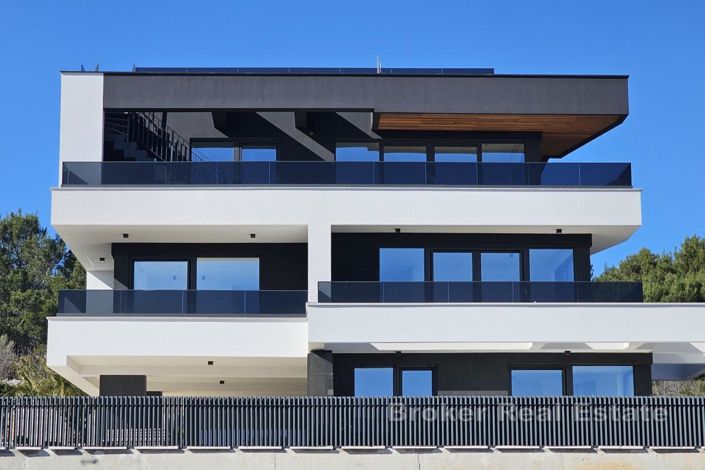 Image No.17-3 Bed Apartment for sale