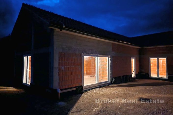 Image No.11-Villa for sale