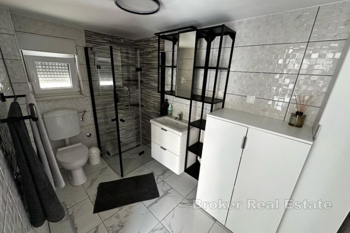 Image No.12-Villa de 5 chambres à vendre à Ciovo