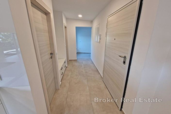 Image No.10-3 Bed Apartment for sale