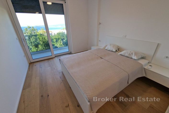 Image No.12-3 Bed Apartment for sale