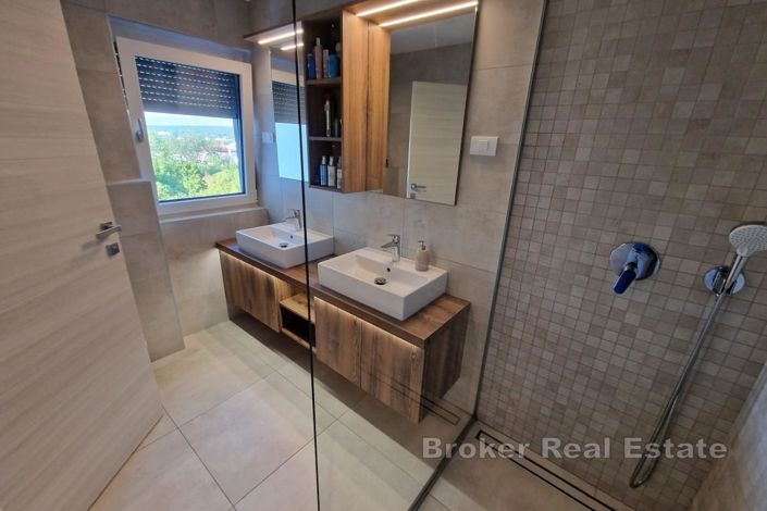 Image No.16-3 Bed Apartment for sale