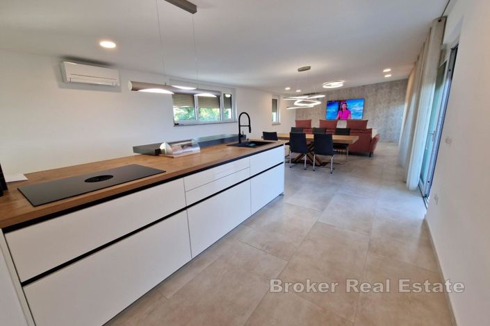 Image No.6-3 Bed Apartment for sale