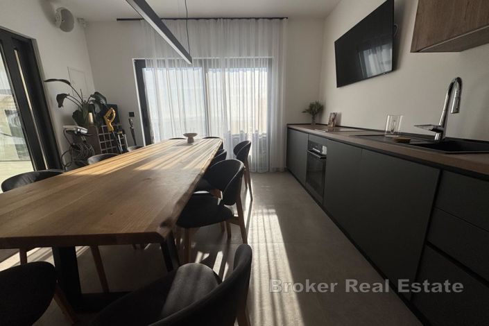 Image No.12-5 Bed Villa for sale