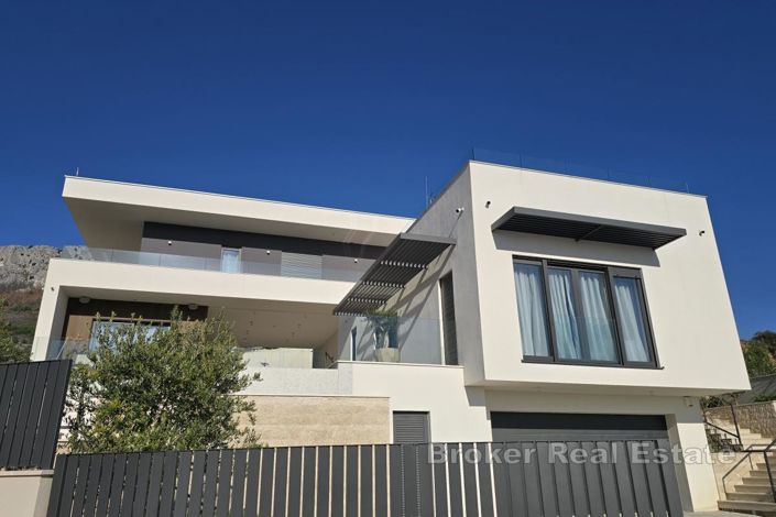 Image No.19-5 Bed Villa for sale