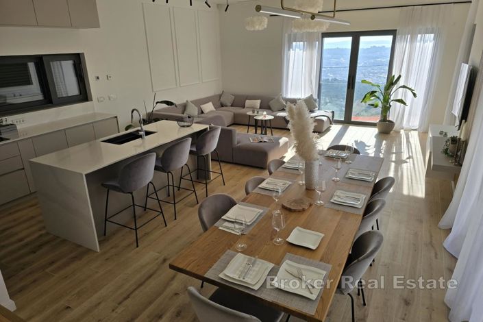 Image No.5-5 Bed Villa for sale