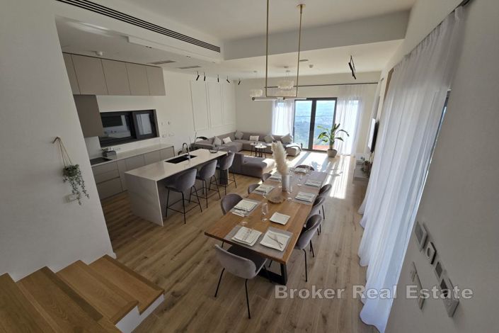 Image No.9-5 Bed Villa for sale