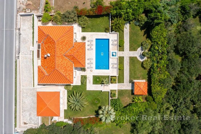 Image No.5-6 Bed Villa for sale