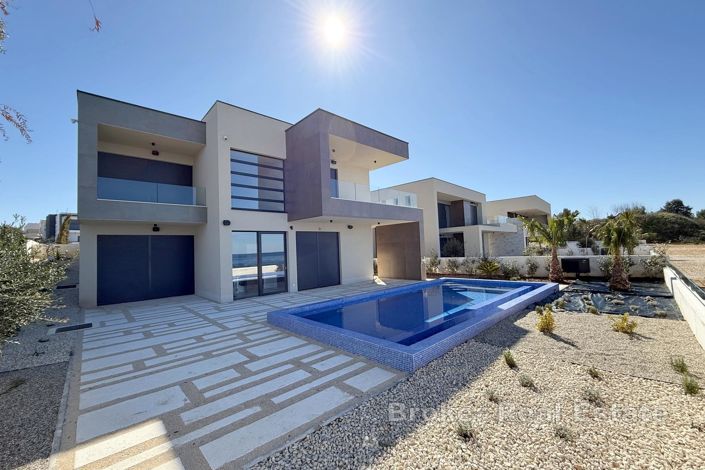 Image No.11-4 Bed Villa for sale