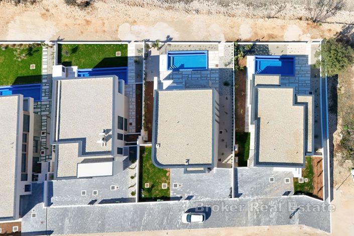 Image No.6-4 Bed Villa for sale