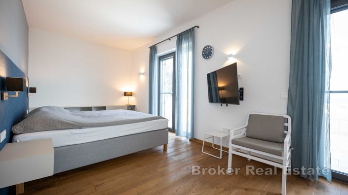 Image No.18-6 Bed Villa for sale