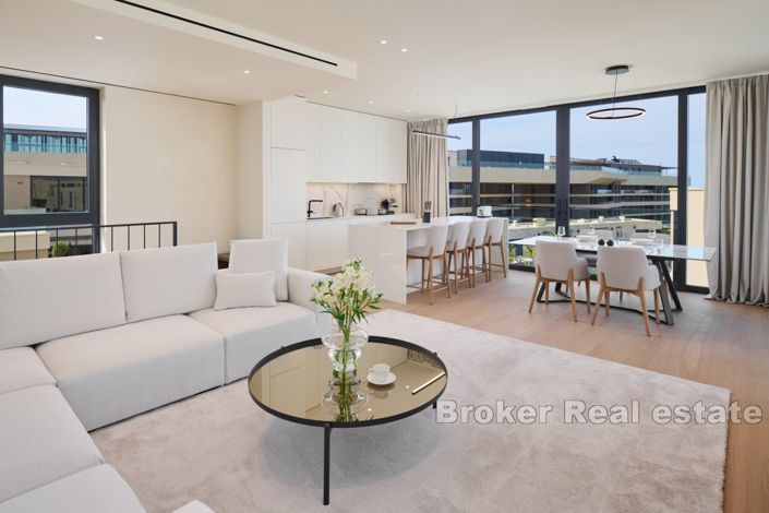 Image No.10-3 Bed Villa for sale