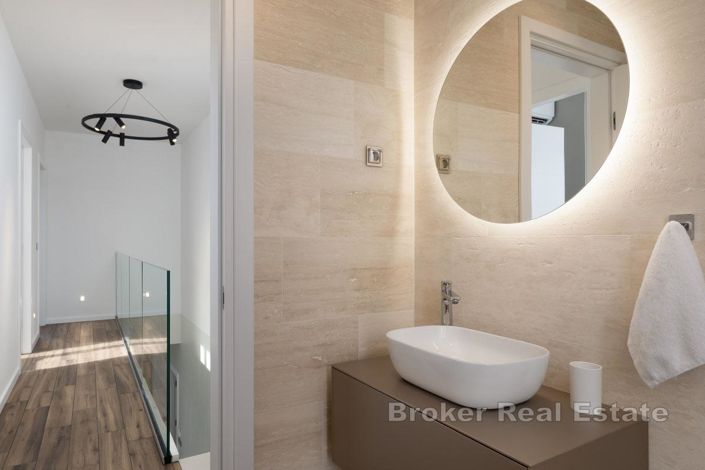 Image No.13-3 Bed Villa for sale