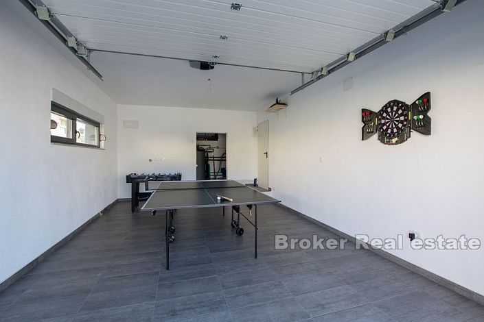 Image No.16-Villa de 4 chambres à vendre à Split