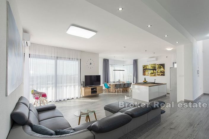 Image No.4-Villa de 4 chambres à vendre à Split