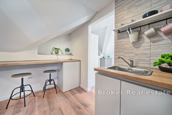 Image No.2-Appartement de 4 chambres à vendre à Split