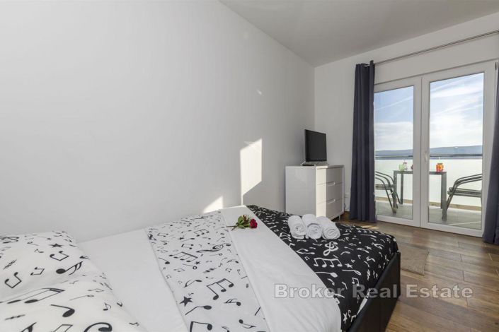 Image No.12-6 Bed Villa for sale