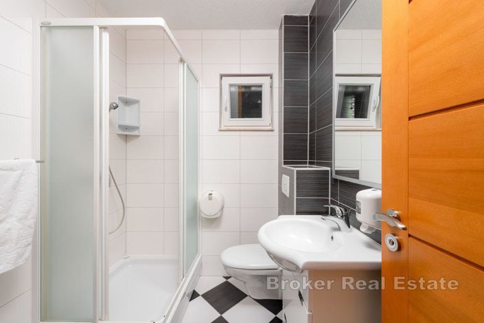 Image No.18-31 Bed Villa for sale